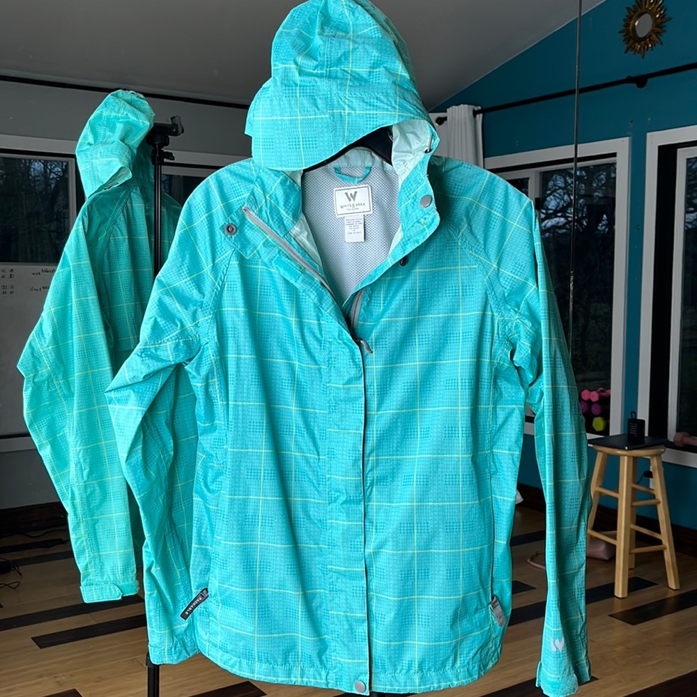 White Sierra Packable Wind and Rain Jacket Teal Women’s S